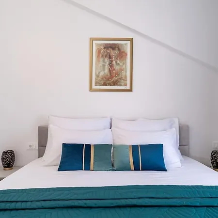 Friends & Family تْسافتات