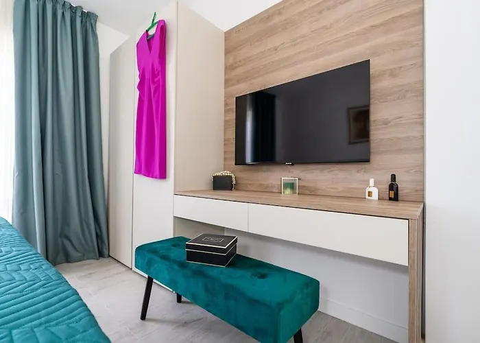 Friends & Family Апартаменты