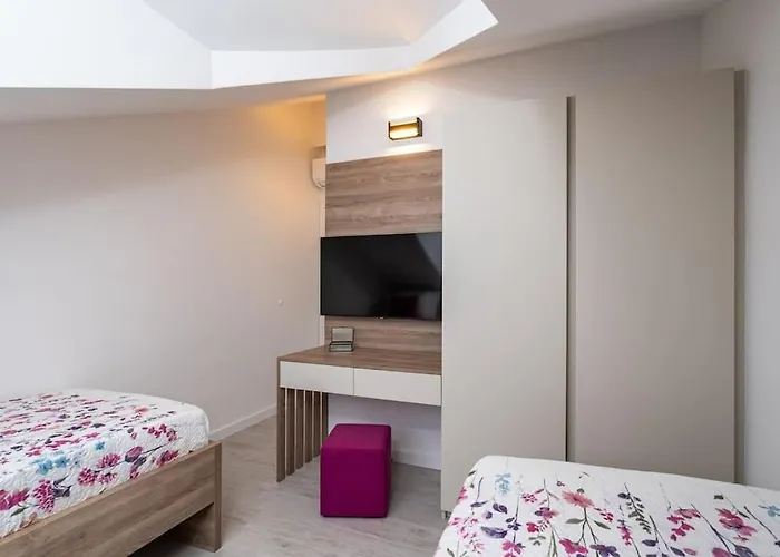 Friends & Family Апартаменты