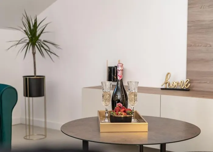 Апартаменты Friends & Family *