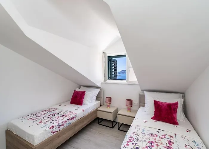 Friends & Family Cavtat