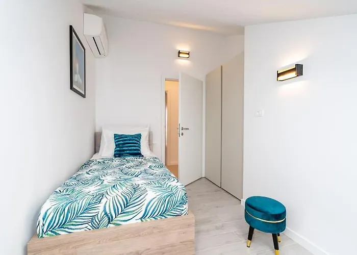 Апартаменты Friends & Family Цавтат