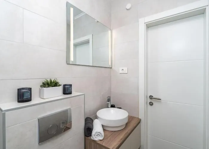 Friends & Family Lejlighed *