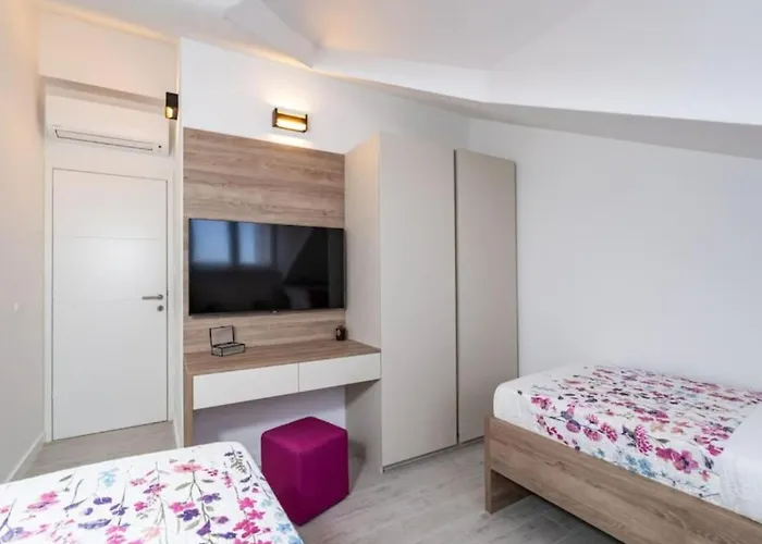 Апартаменты Friends & Family