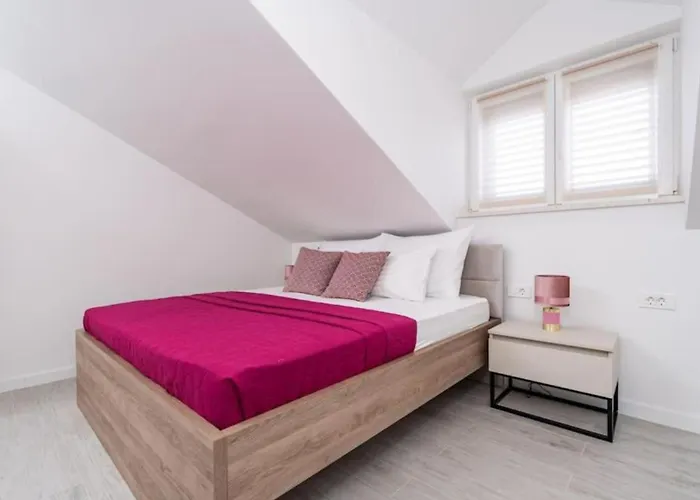 Friends & Family Lejlighed *