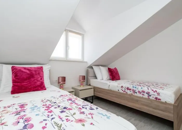 Friends & Family Lejlighed