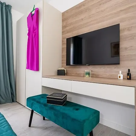 Friends & Family 公寓