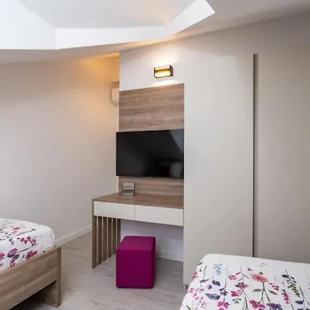 Friends & Family * 察夫塔特